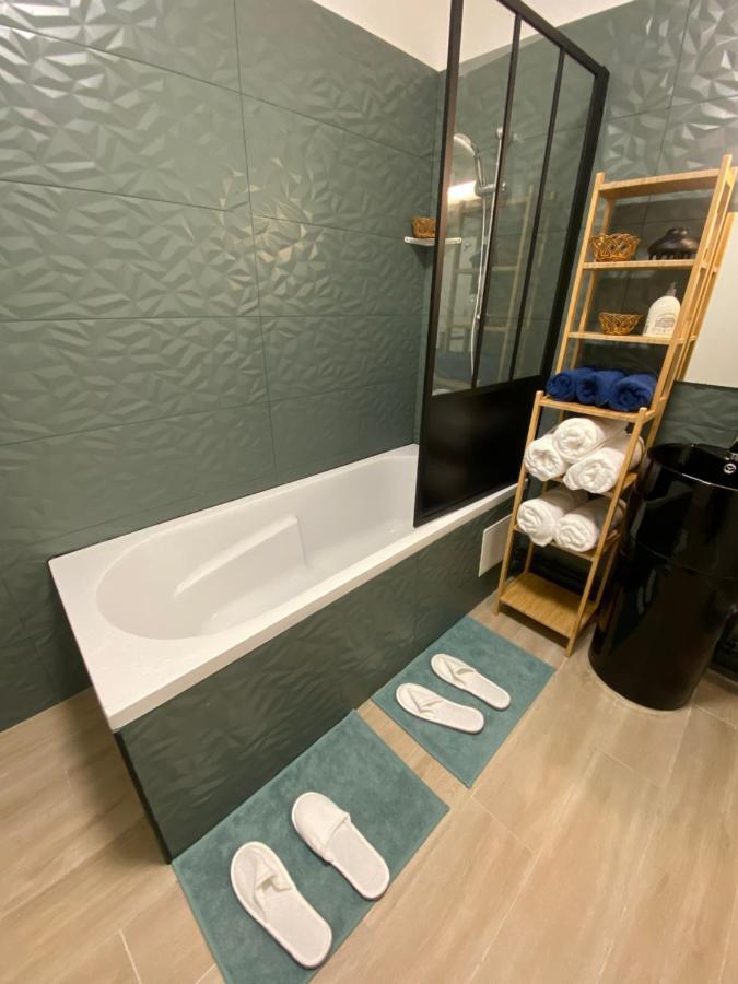 Grand Appartement Courbevoie Paris Экстерьер фото